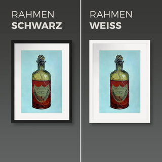 Kunstdruck Alkoholika Artefakt Dom Perignonvor einer grauen Wand mit schwarzem und weissem Bilderrahmen